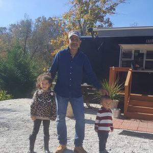 Meet your Posher, Luis